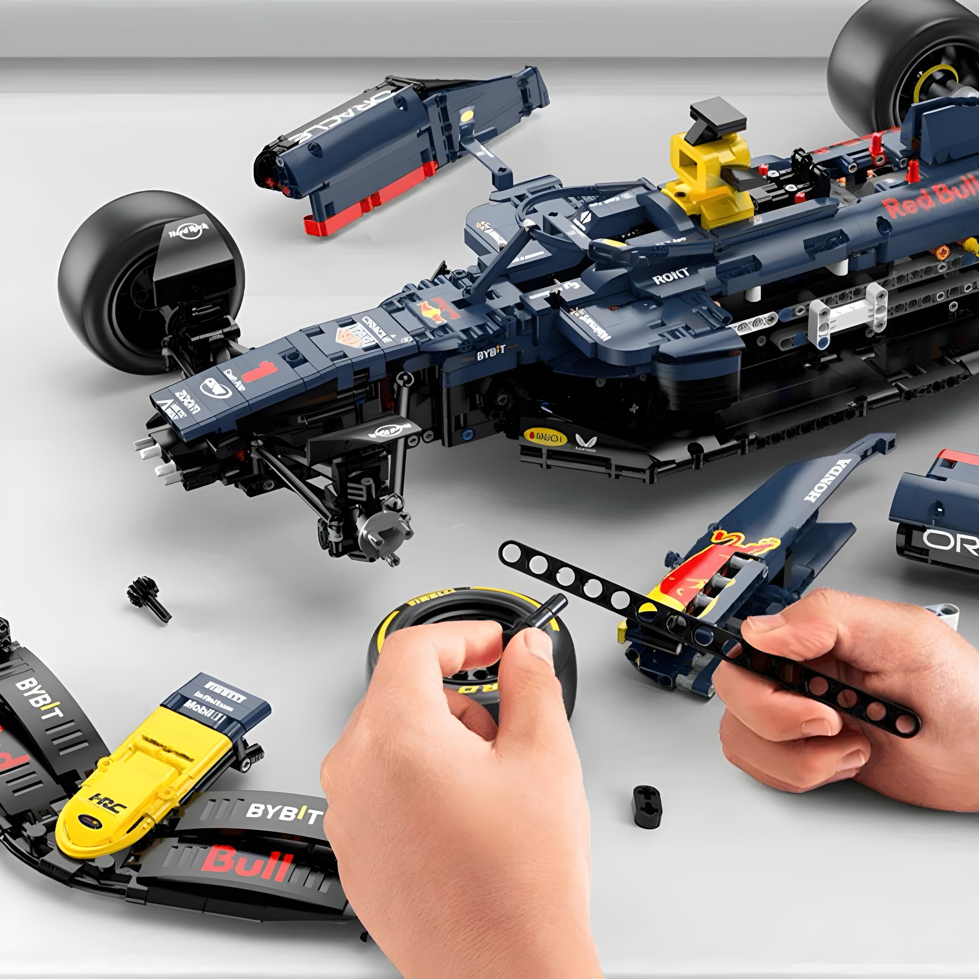 Ultimate Oracle Red Bull Racing Set | 2463 Pieces