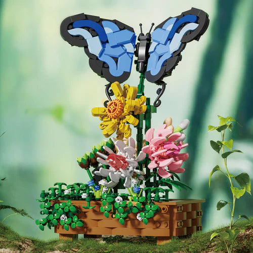 688-Piece Butterfly Garden Set