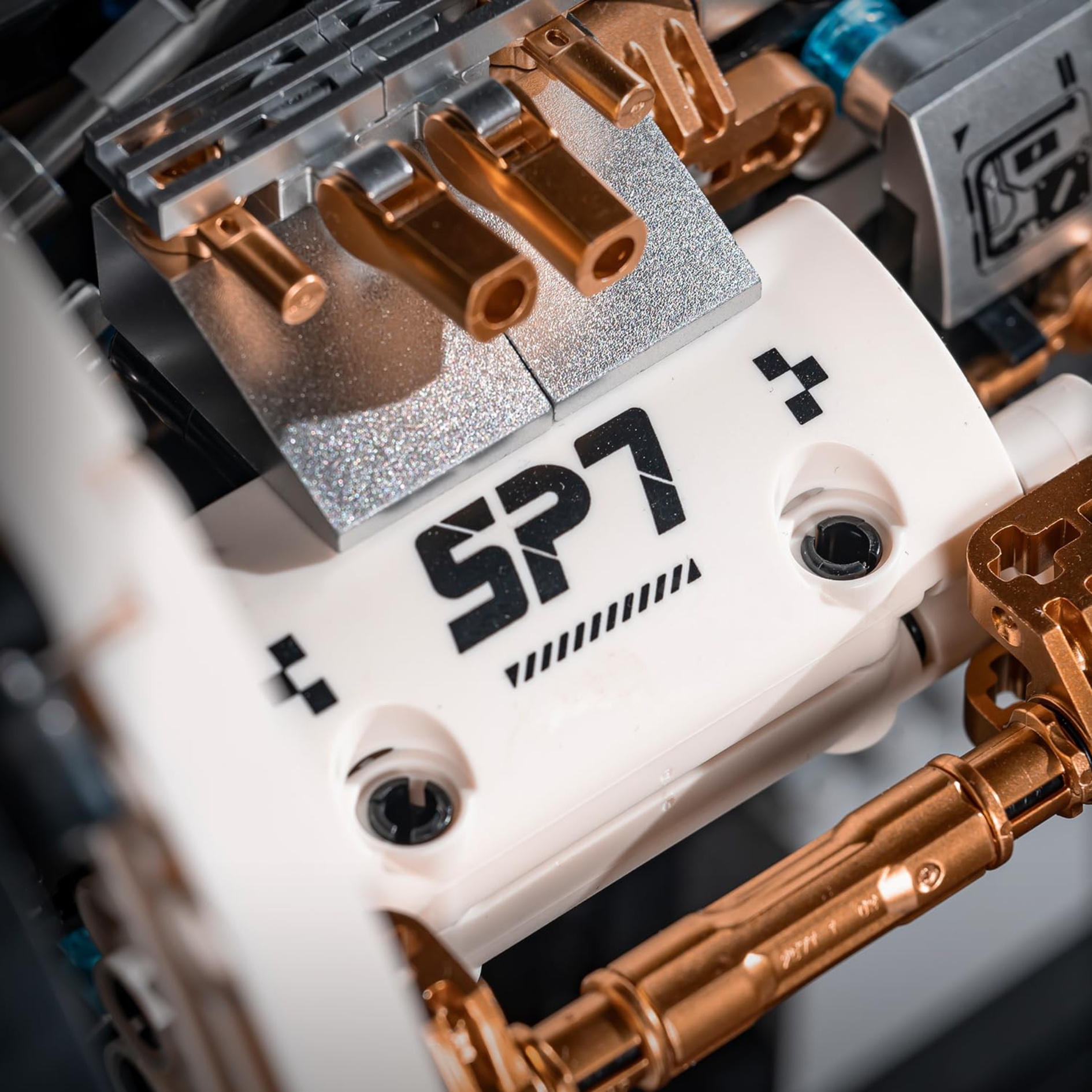 1148-Piece Space Explorer Ship Set