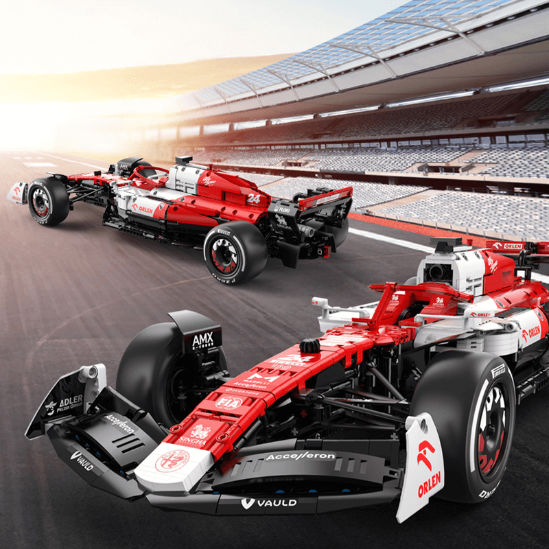 Official 2022 Alfa Romeo F1 Race Car Model - 2305 Pieces