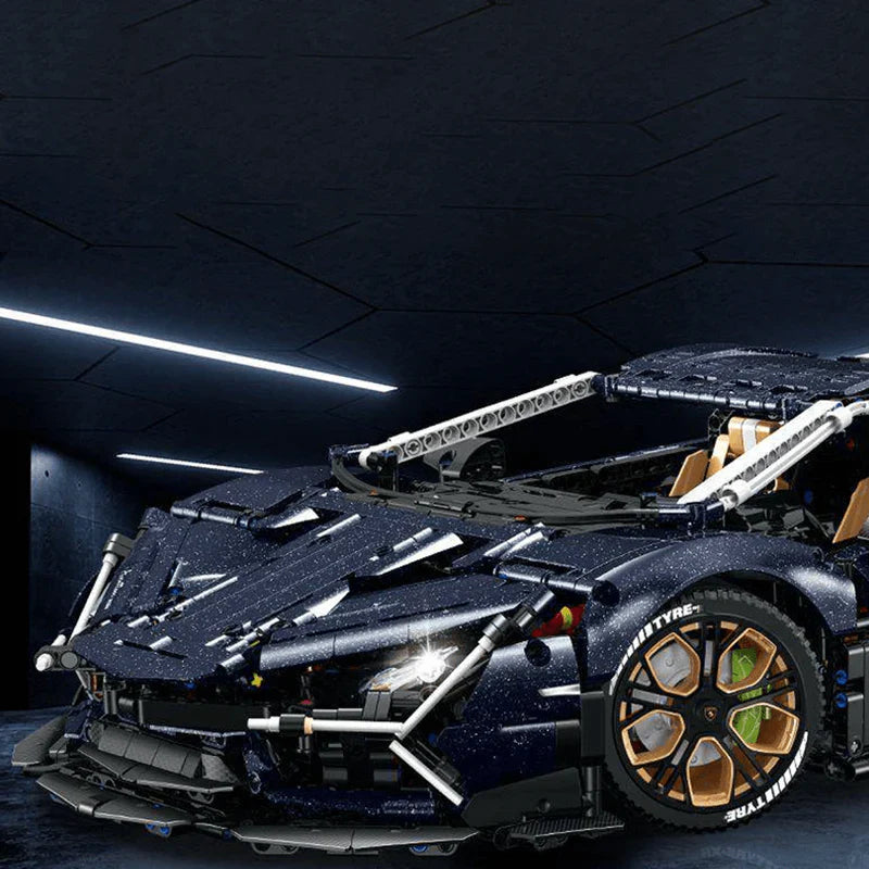 Exclusive Revuelto Set | 4105 Pieces